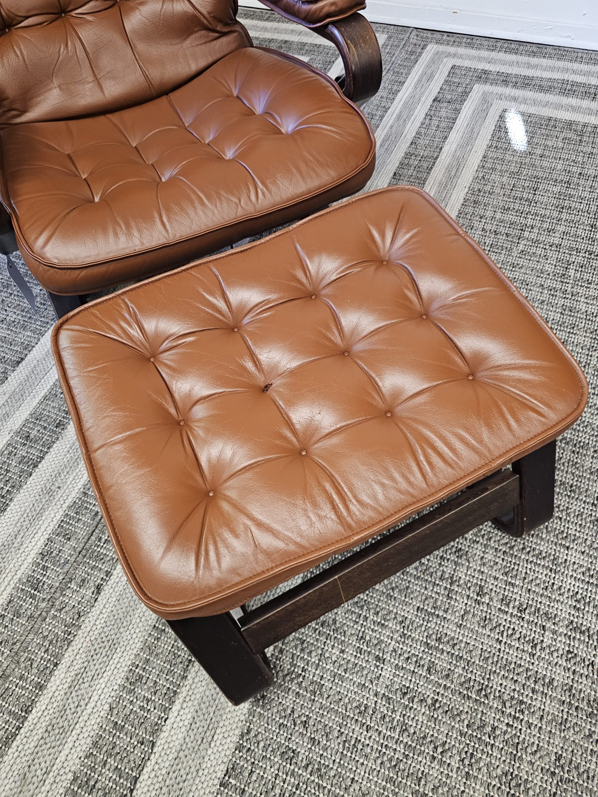 Ekornes Stressless Globe lenestol med krakk - Bilde 21
