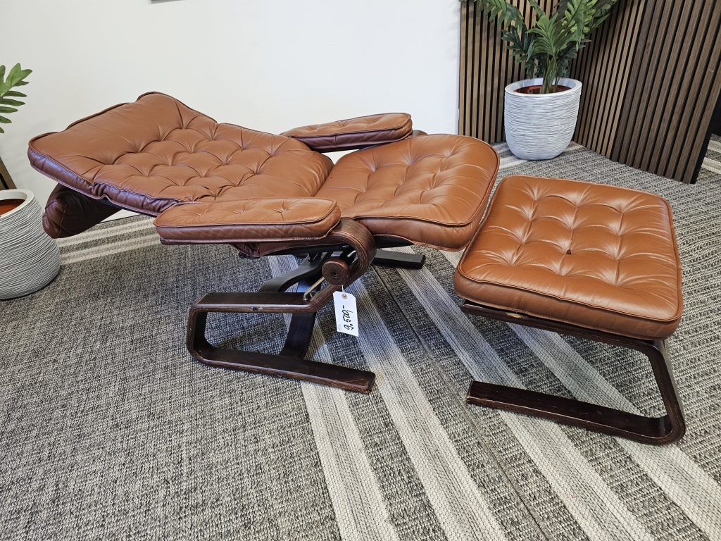 Ekornes Stressless Globe lenestol med krakk
