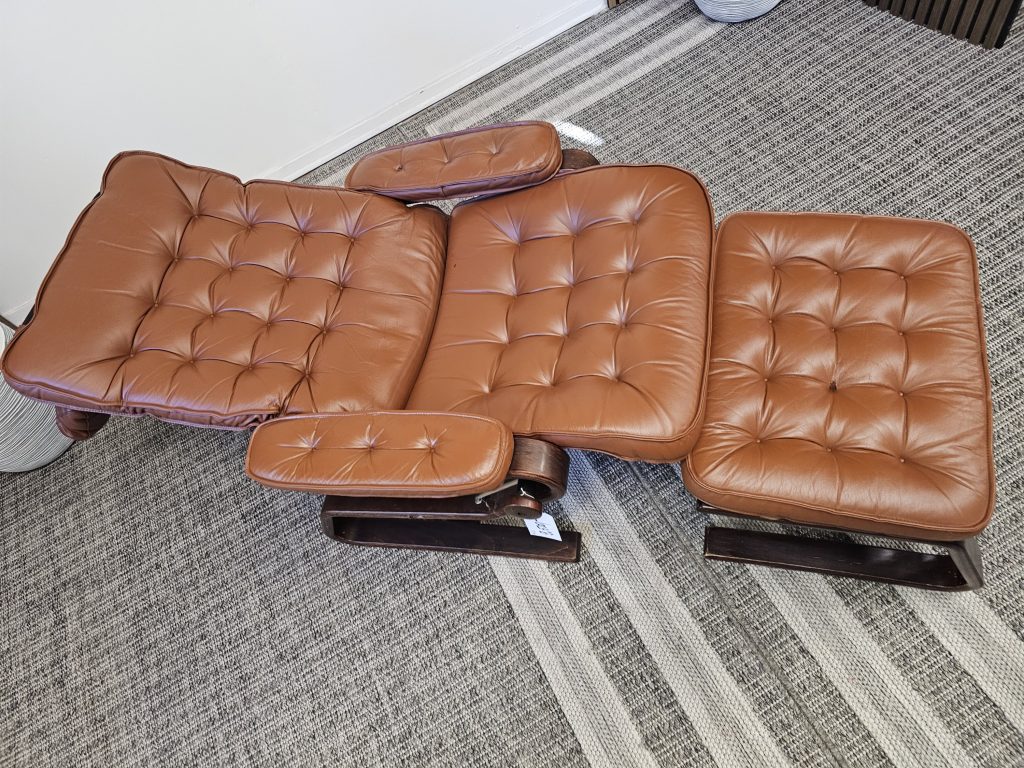 Ekornes Stressless Globe lenestol med krakk