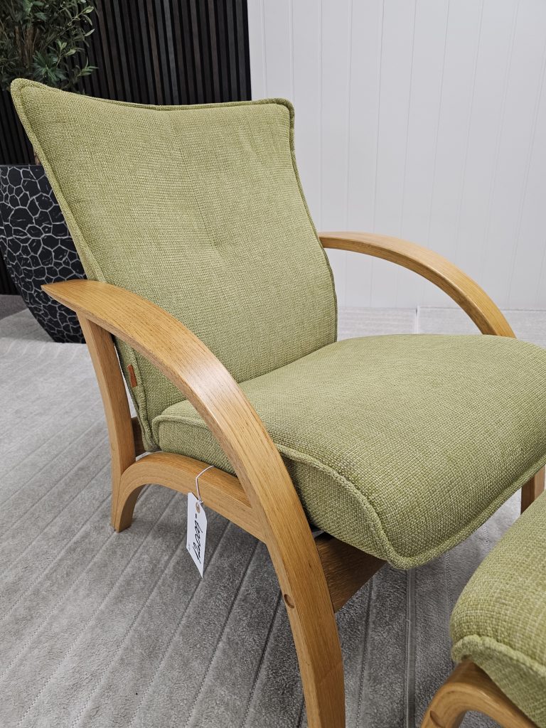 Brunstad Delta Adventure Lav lenestol med krakk