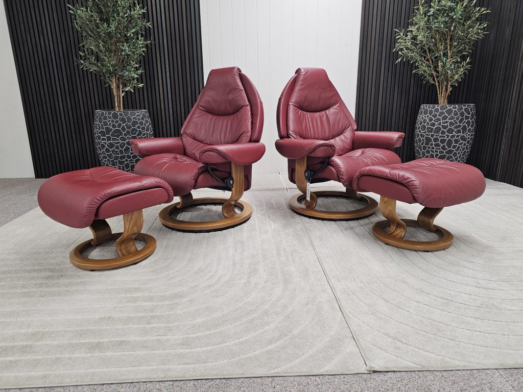 2 stk. Stressless Voyager lenestol med krakk