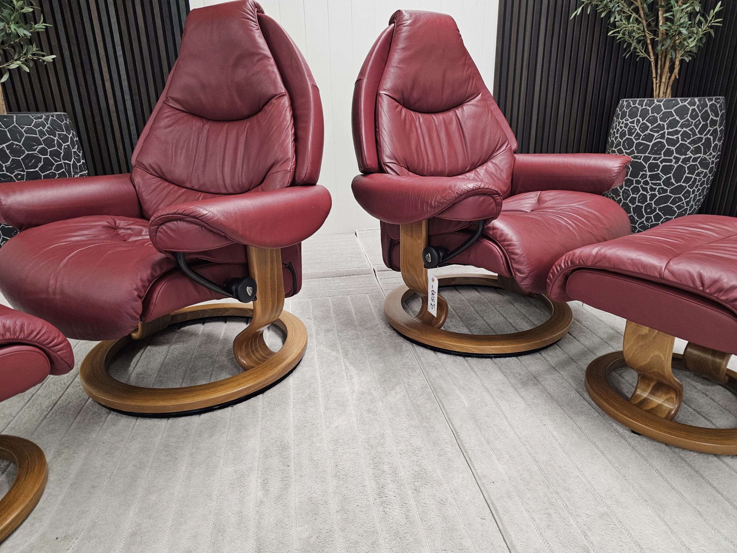 2 stk. Stressless Voyager lenestol med krakk - Bilde 3