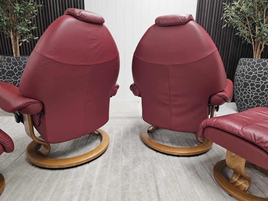 2 stk. Stressless Voyager lenestol med krakk
