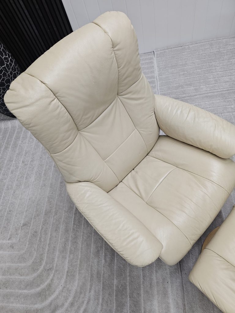 Stressless Mayfair lenestol med krakk