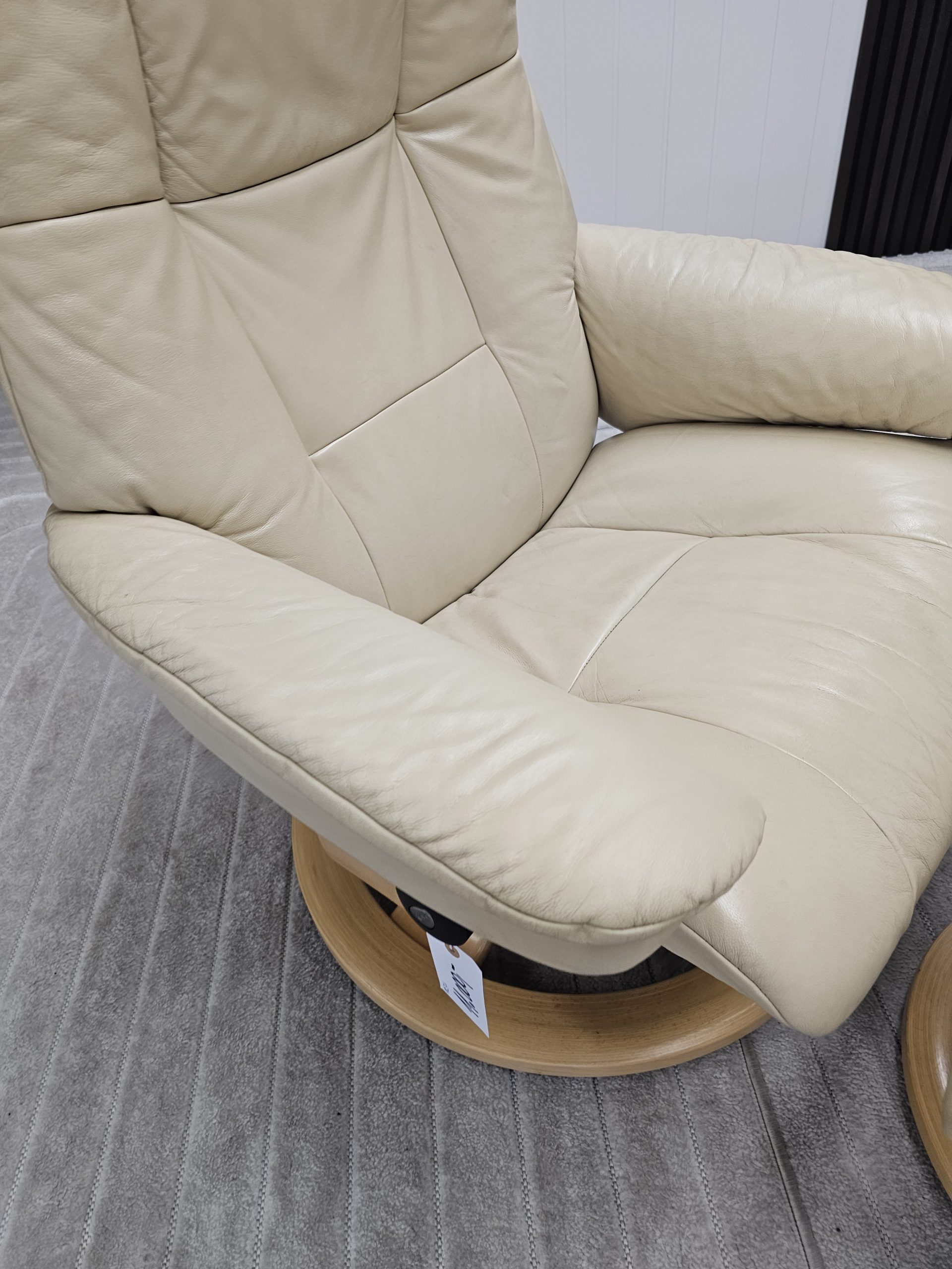 Stressless Mayfair lenestol med krakk - Bilde 8