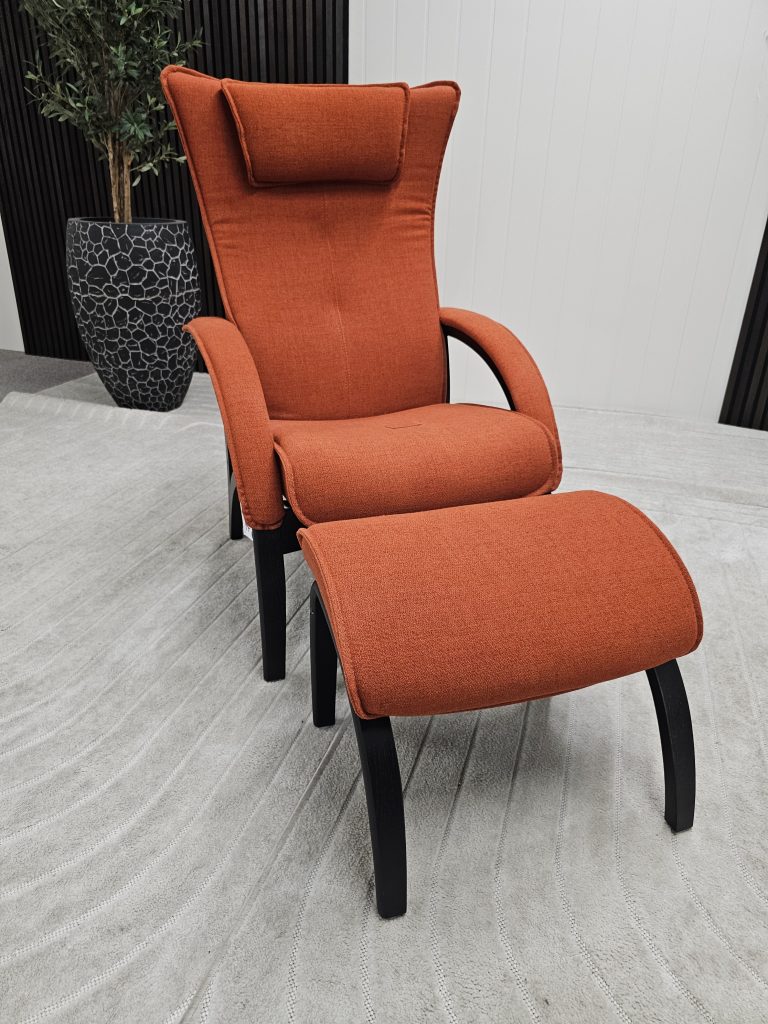 Brunstad Delta Legend lenestol med krakk