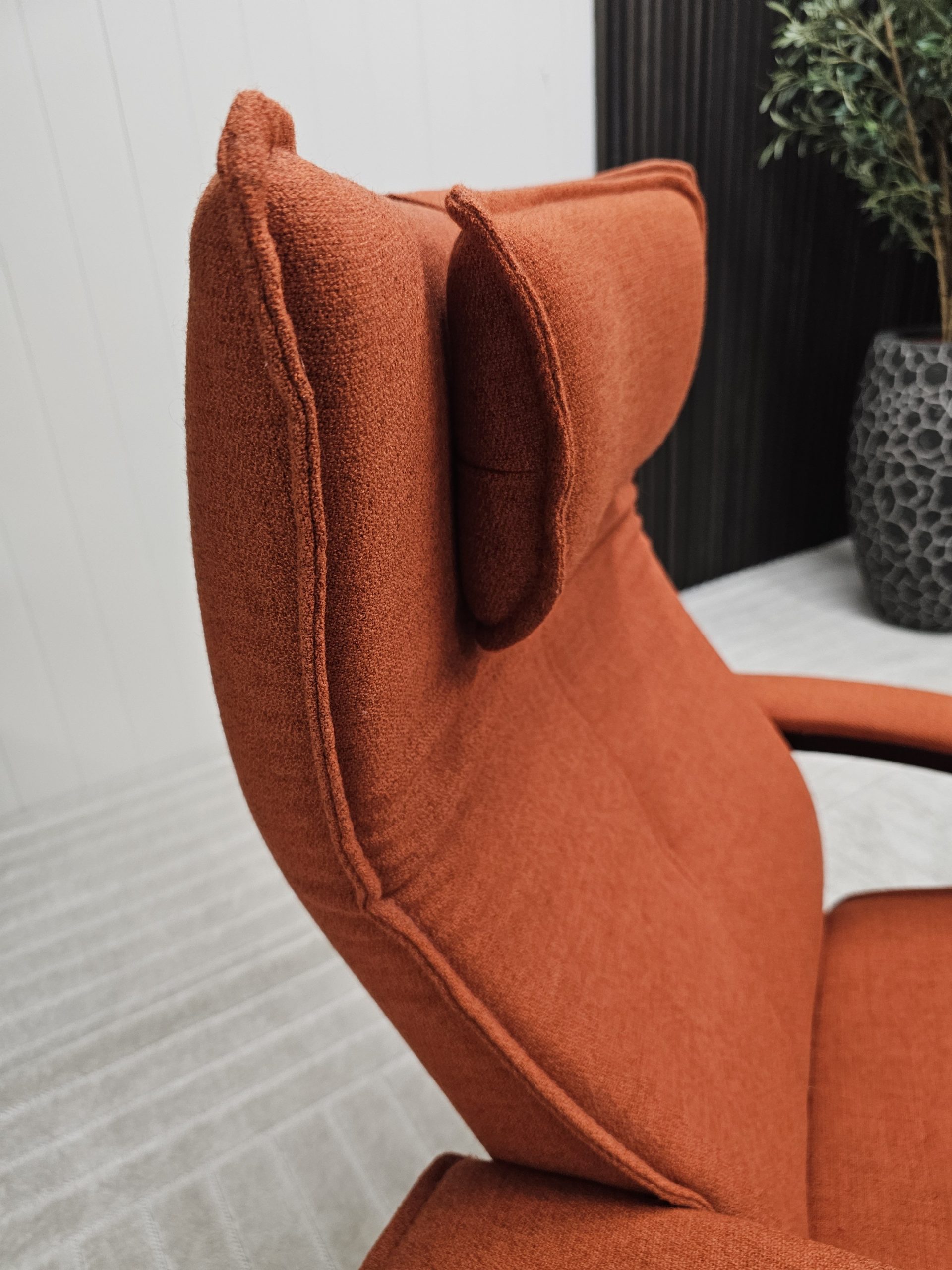 Brunstad Delta Legend lenestol med krakk - Bilde 8