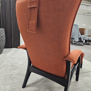 Brunstad Delta Legend lenestol med krakk - Bilde 14