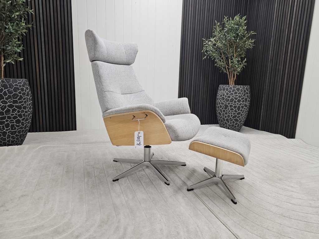 Conform Air høy rygg lenestol med krakk
