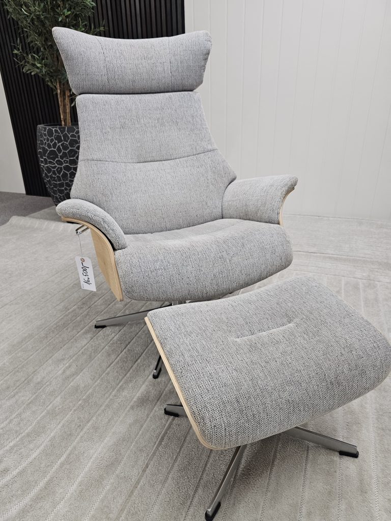 Conform Air høy rygg lenestol med krakk
