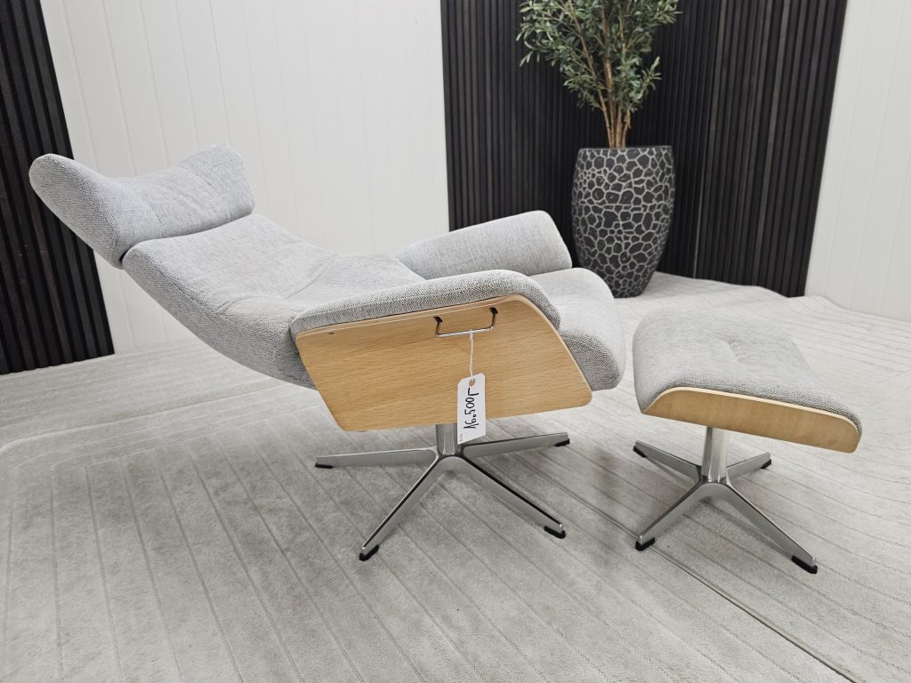 Conform Air høy rygg lenestol med krakk