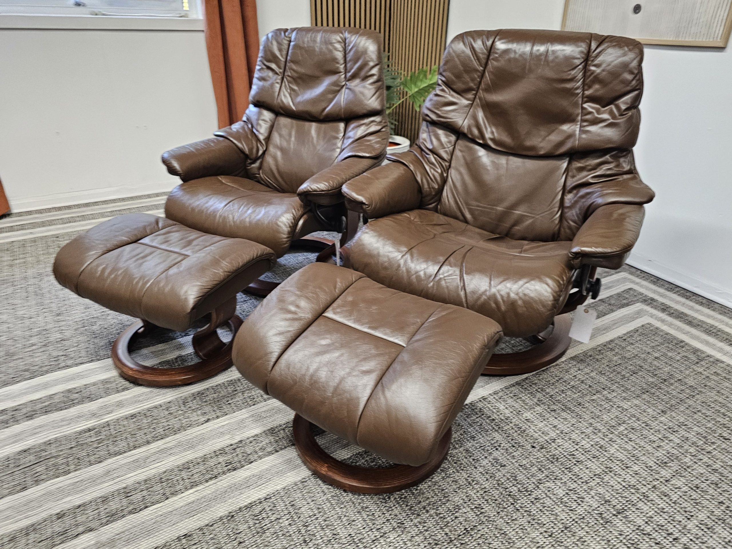 2 stk. Stressless® Reno lenestoler med krakk - Bilde 7