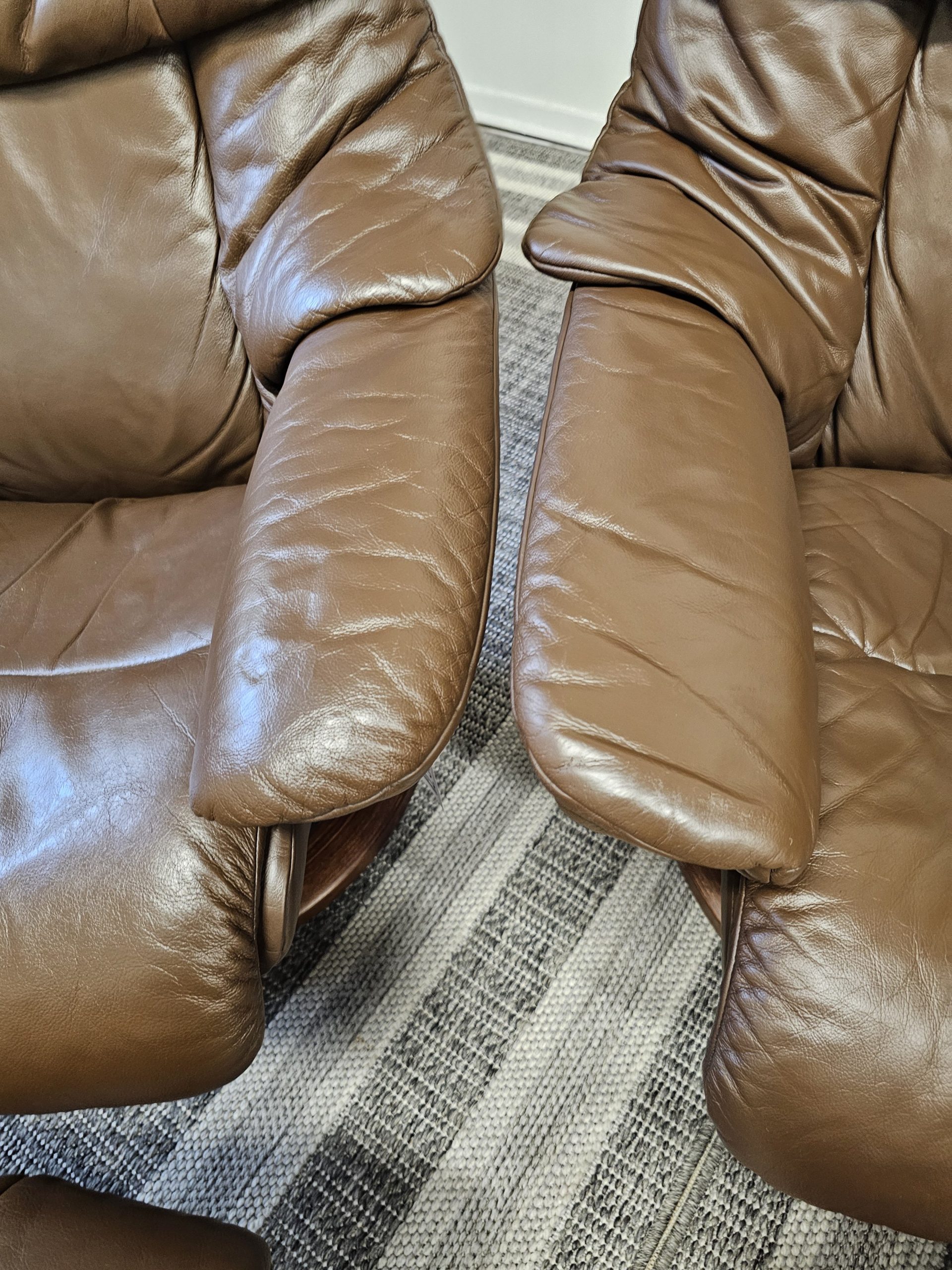 2 stk. Stressless® Reno lenestoler med krakk - Bilde 12