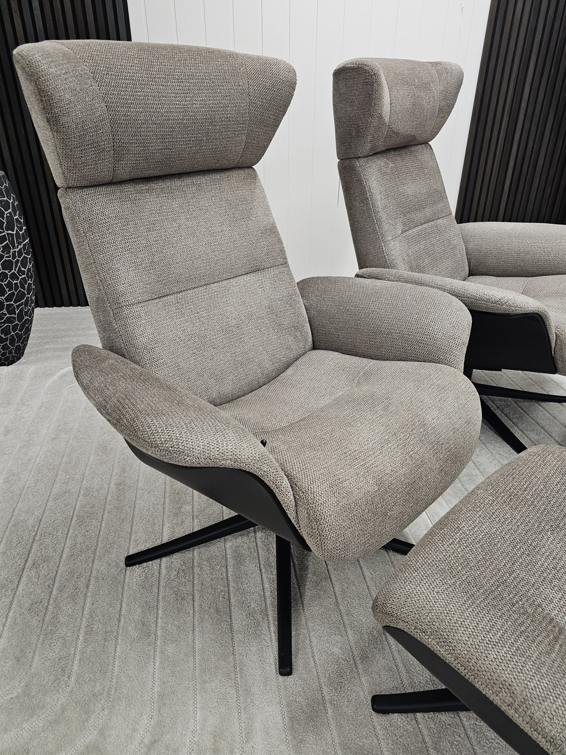 2 stk. IMG Taycan Medium lenestoler med krakk - Bilde 16