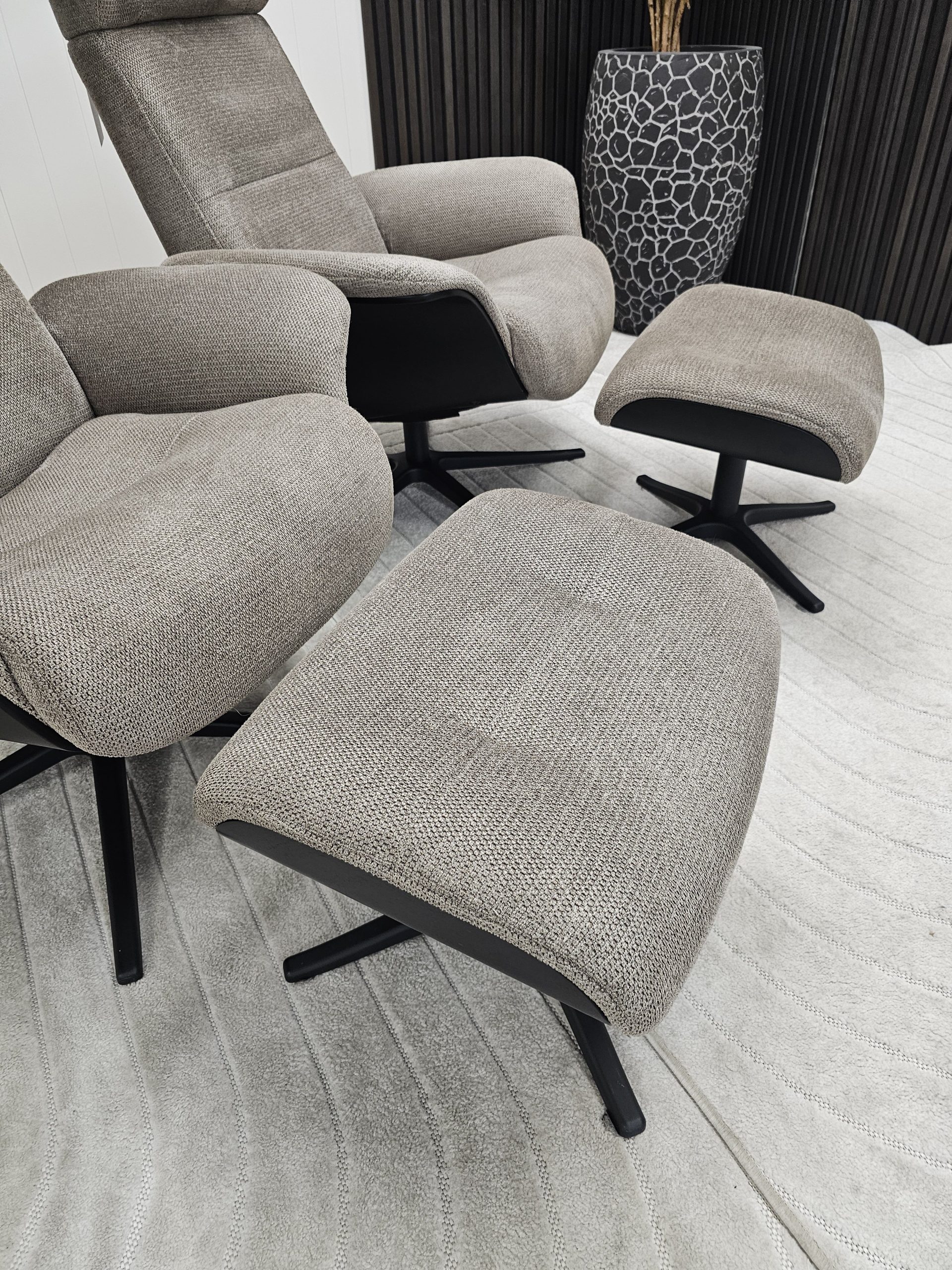 2 stk. IMG Taycan Medium lenestoler med krakk - Bilde 23