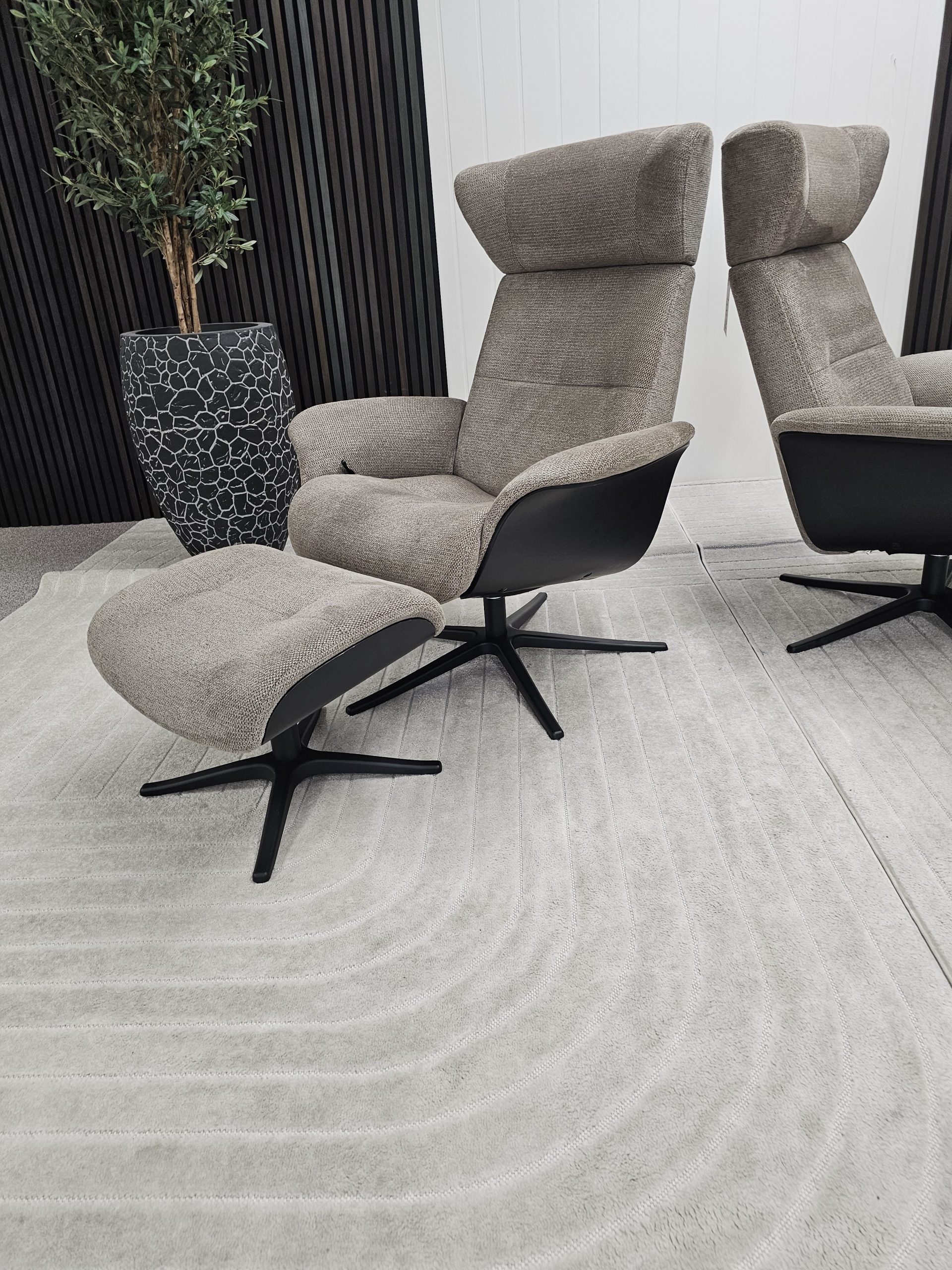 2 stk. IMG Taycan Medium lenestoler med krakk - Bilde 7