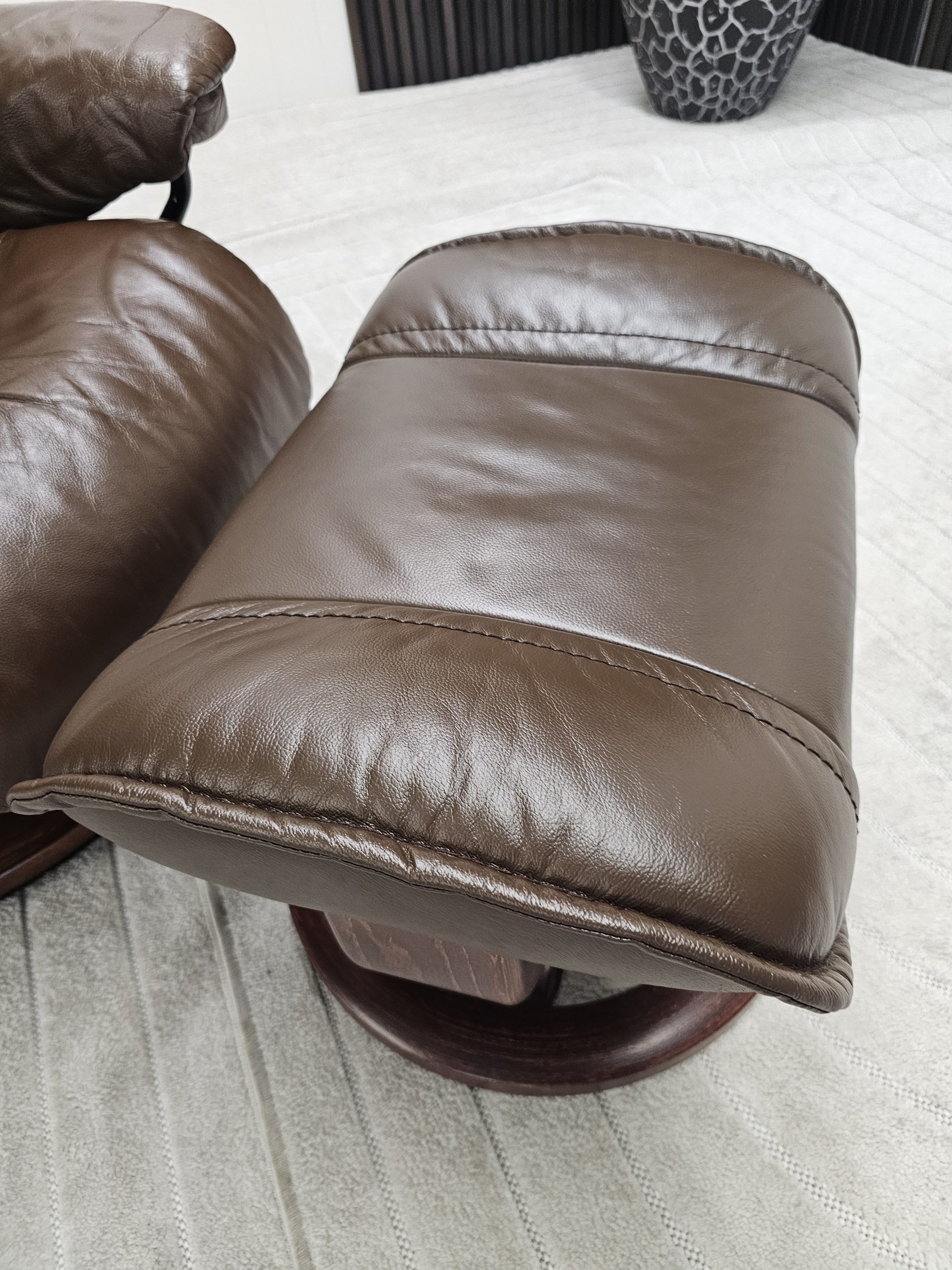 Stressless® Reno lenestol med krakk - Bilde 5