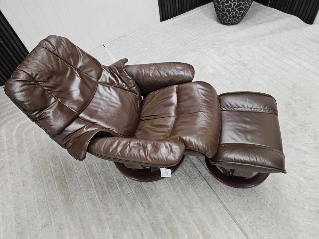 Stressless® Reno lenestol med krakk