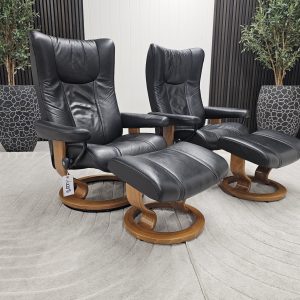 2 stk. Stressless® Wing lenestoler med krakk - Bilde 1