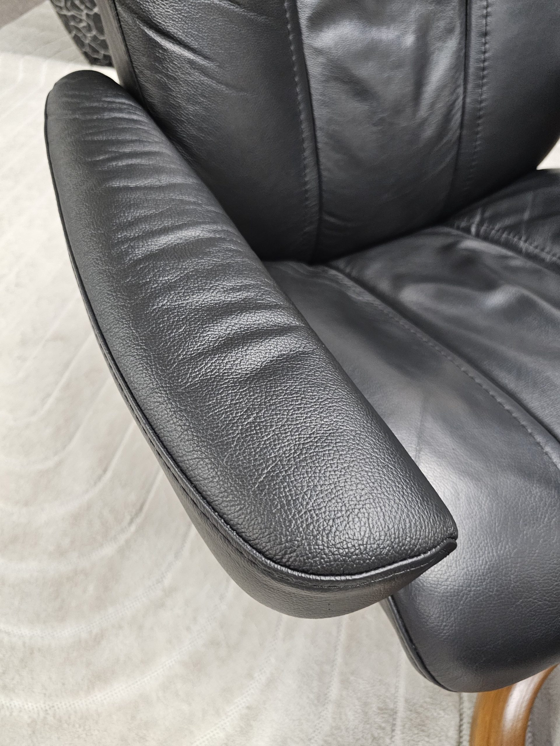 2 stk. Stressless® Wing lenestoler med krakk - Bilde 13
