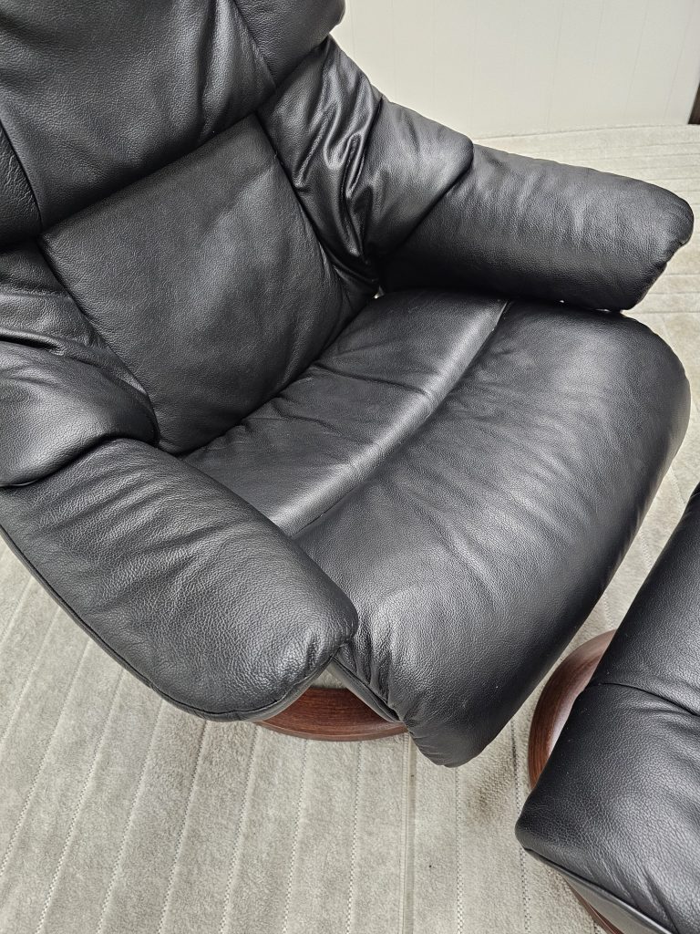 Stressless® Reno lenestol med krakk