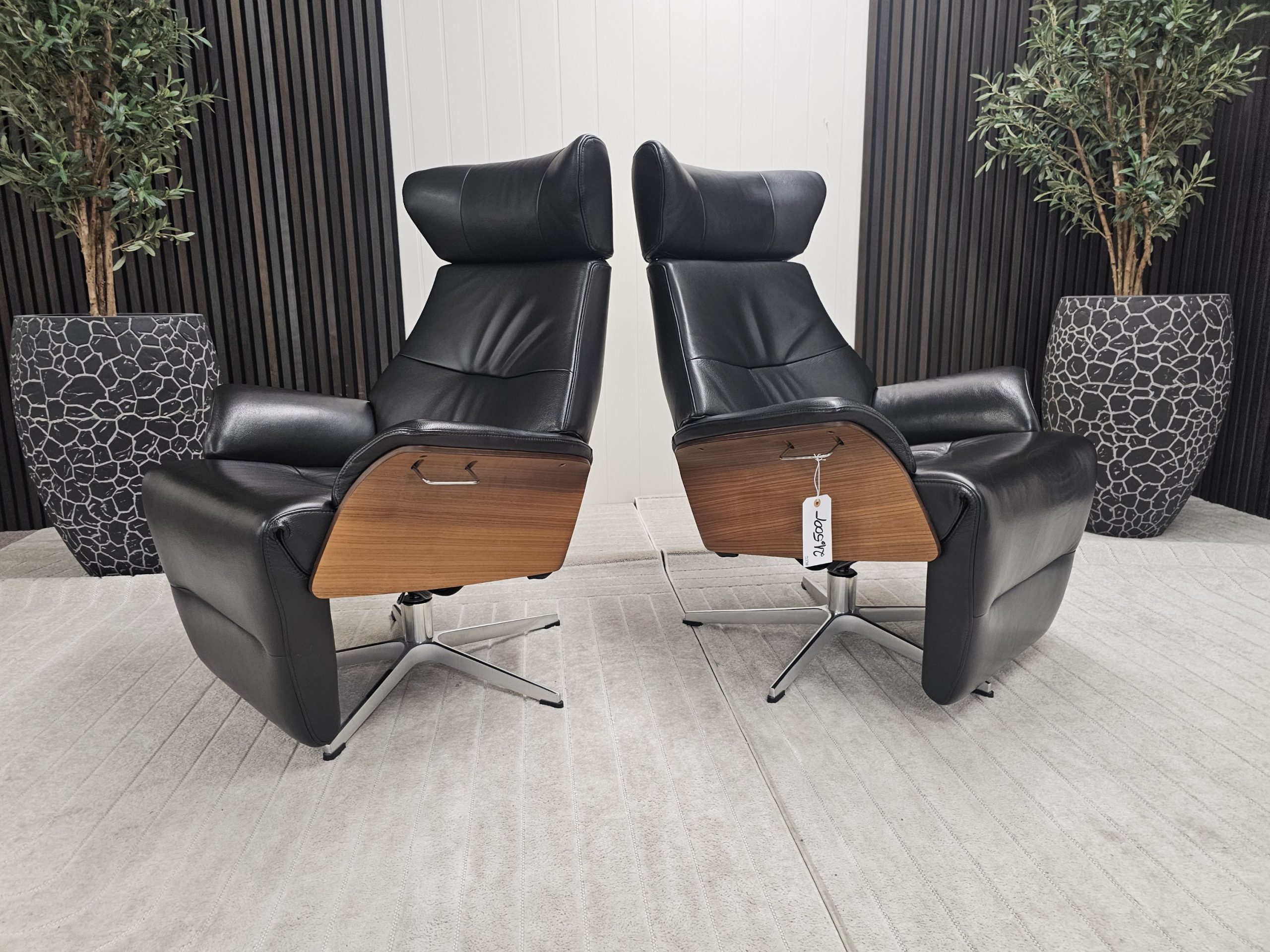 2 stk. Conform Air lenestoler med integrert fothviler - Bilde 1