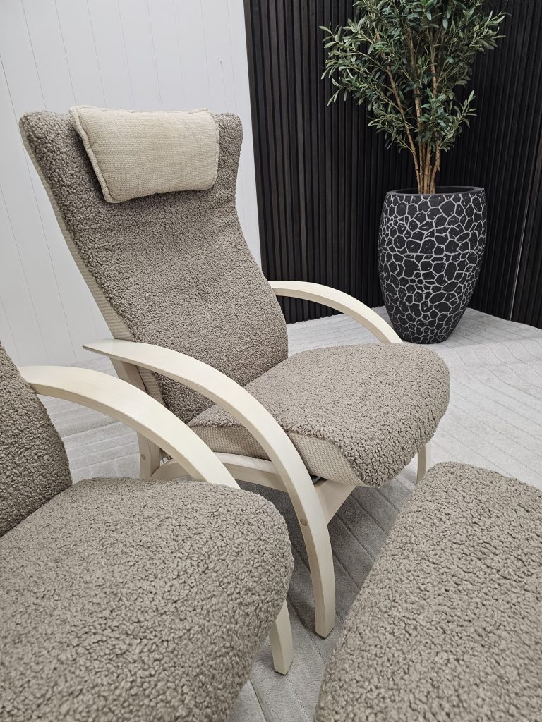 2 stk. Brunstad Delta Adventure lenestoler + krakk