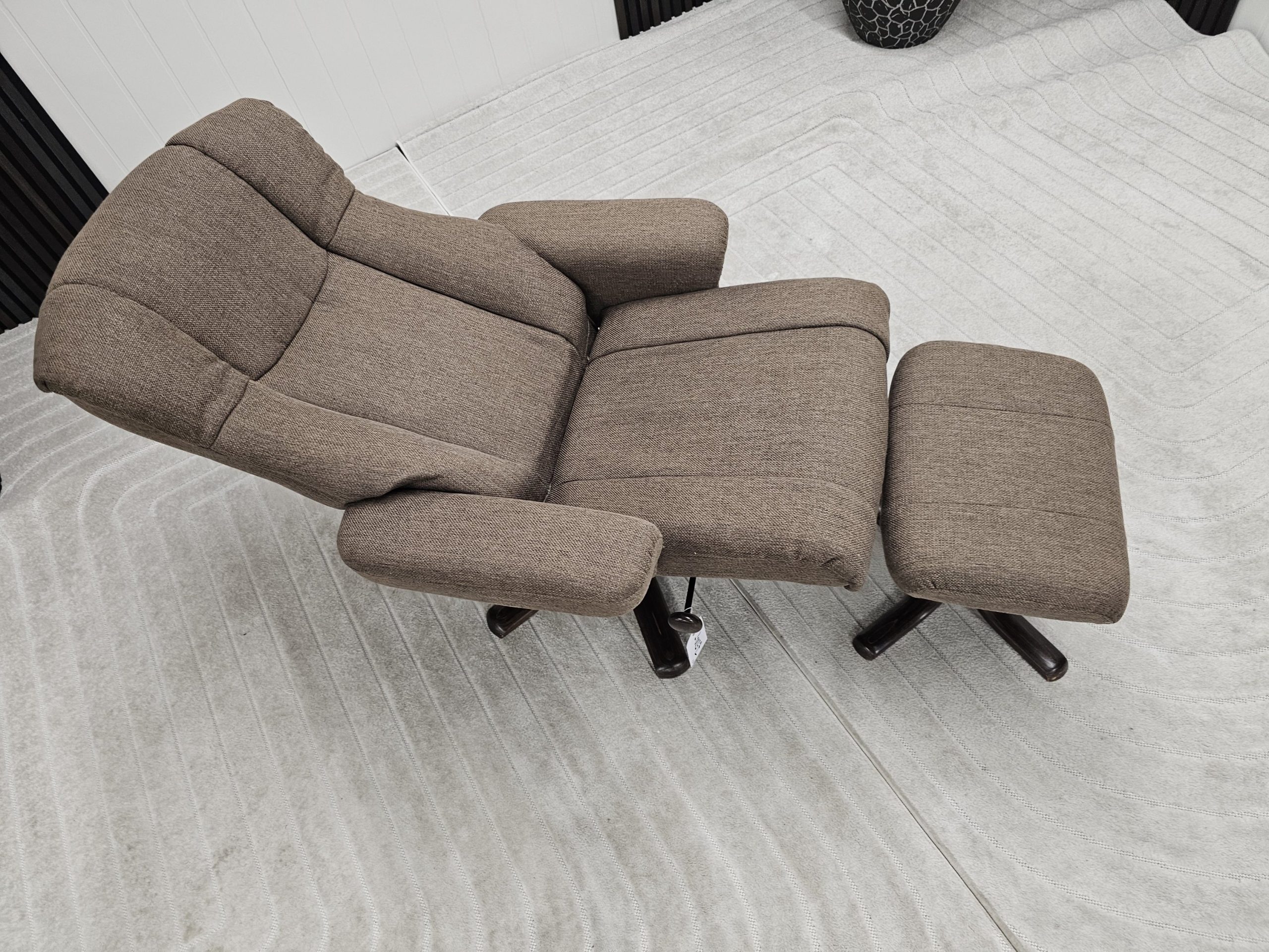 IMG Comfort lenestol med krakk - Bilde 5