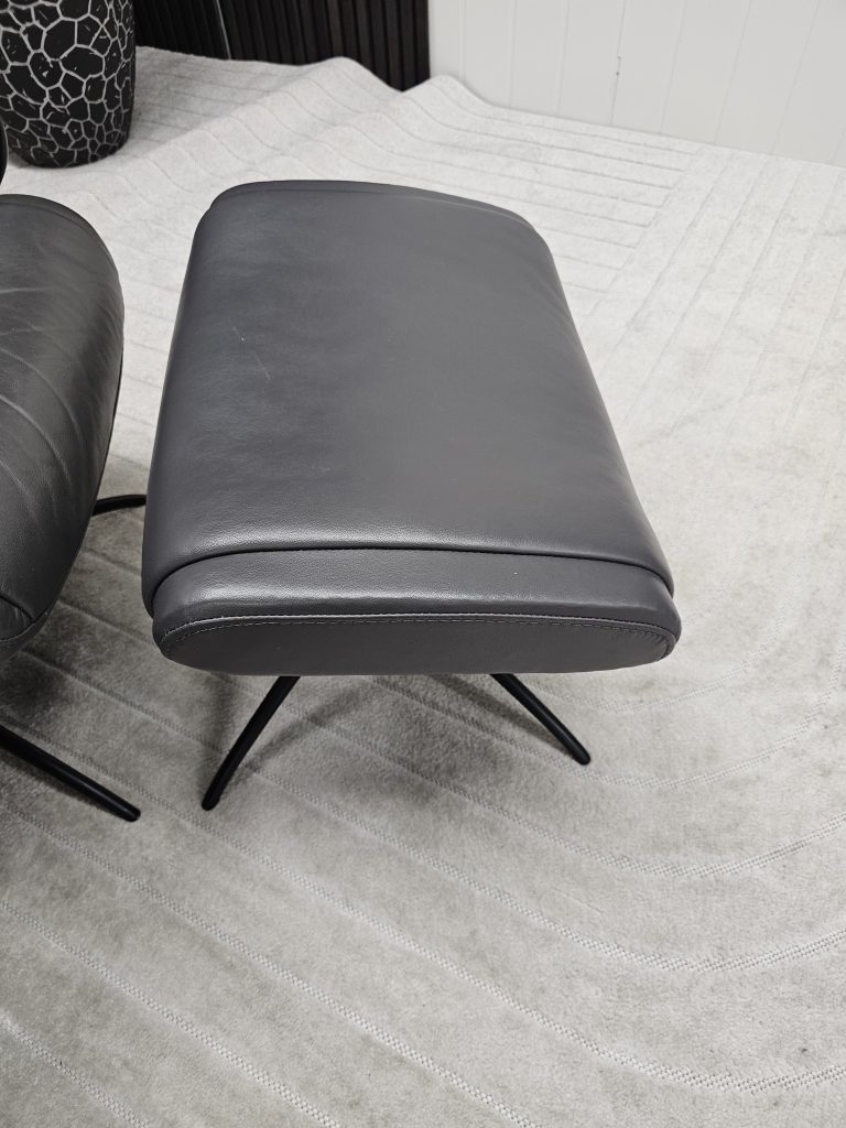 2 stk. Stressless® Paris lenestoler med krakk- SOLGT