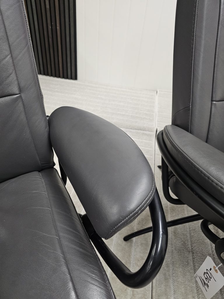 2 stk. Stressless® Paris lenestoler med krakk- SOLGT