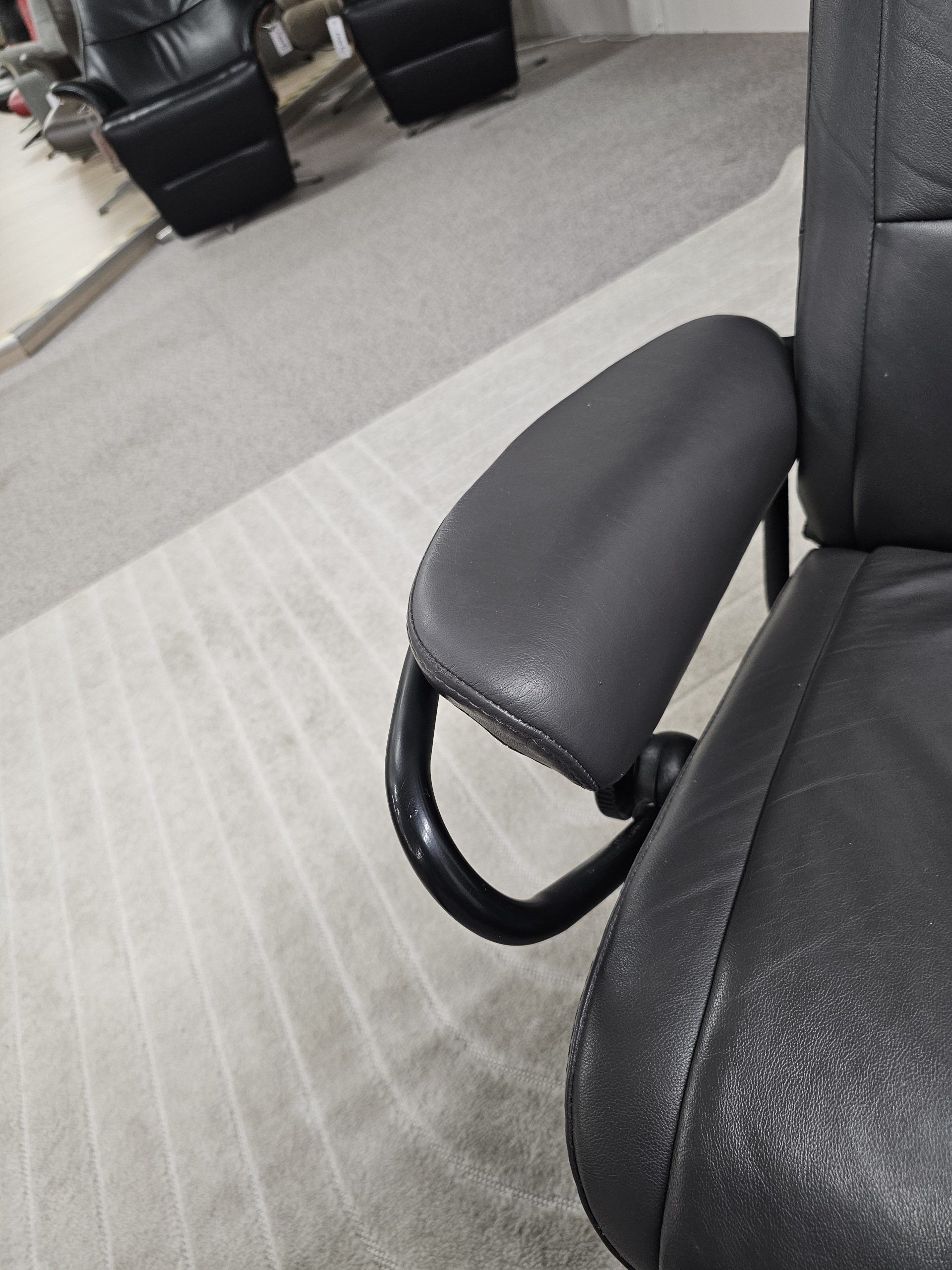 2 stk. Stressless® Paris lenestoler med krakk- SOLGT - Bilde 11