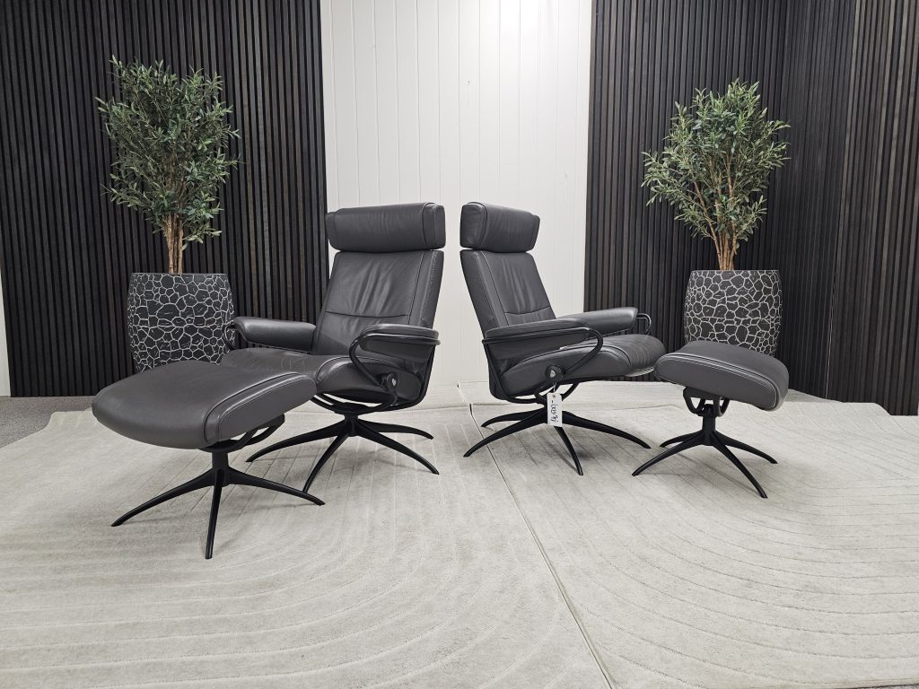 2 stk. Stressless® Paris lenestoler med krakk- SOLGT