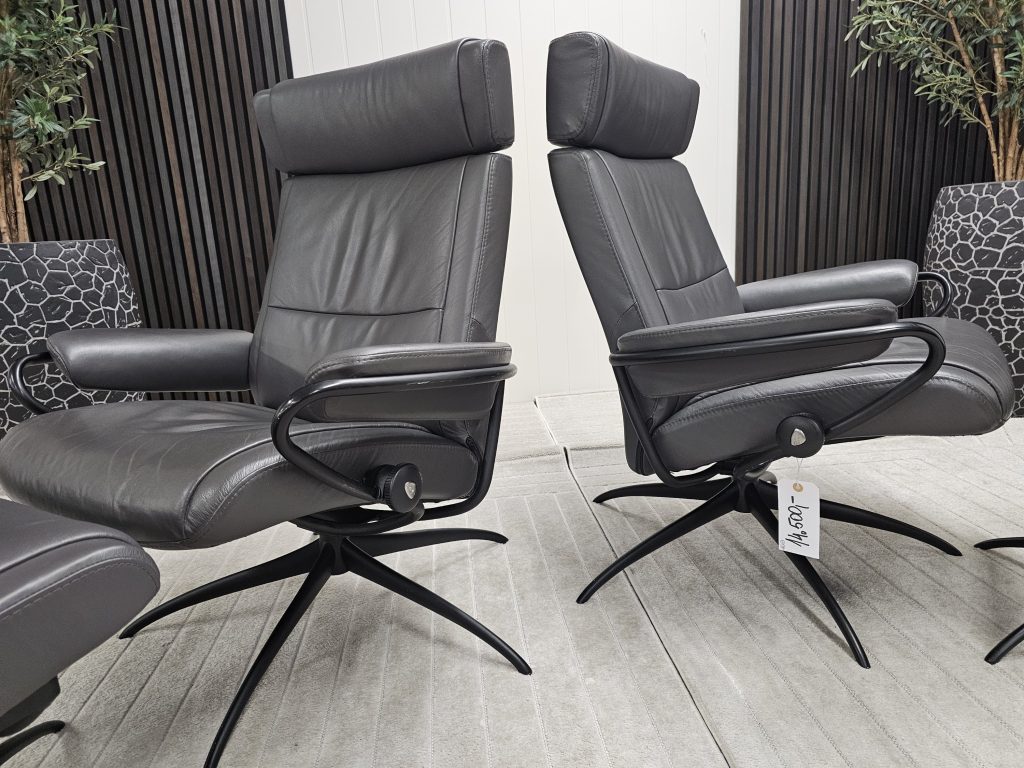 2 stk. Stressless® Paris lenestoler med krakk- SOLGT