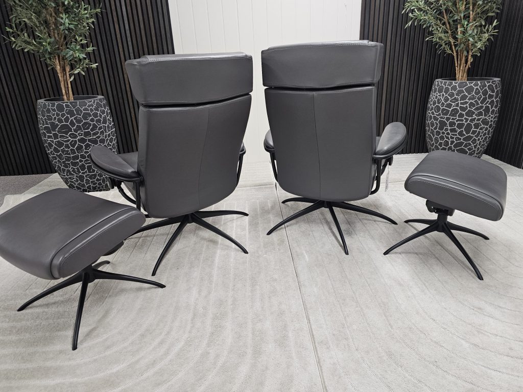 2 stk. Stressless® Paris lenestoler med krakk- SOLGT
