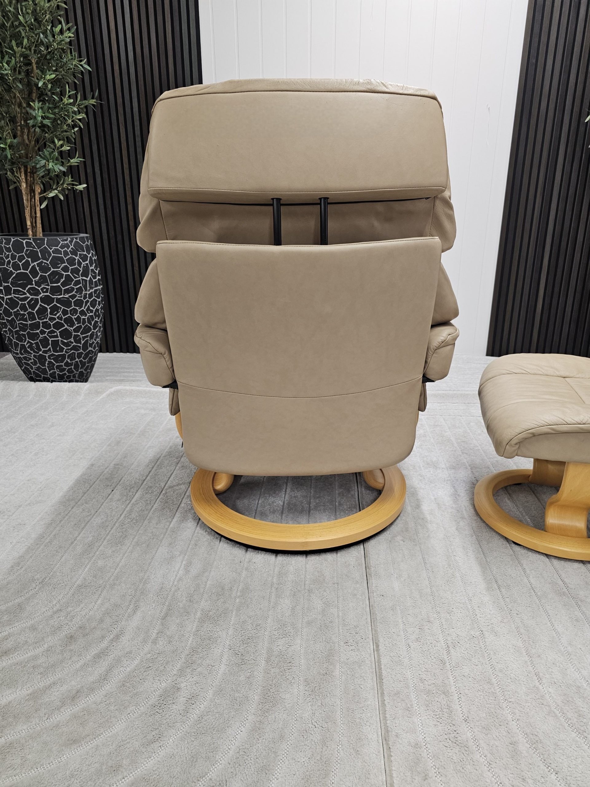 Stressless® Reno lenestol med krakk - Bilde 12