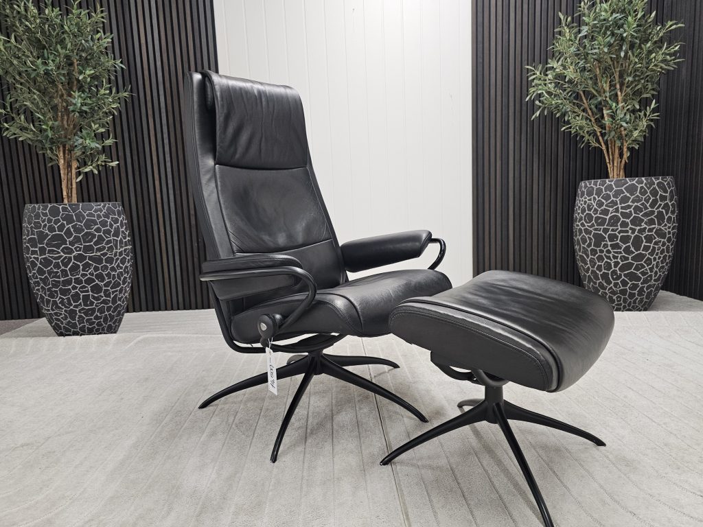 Stressless® Paris lenestol med krakk