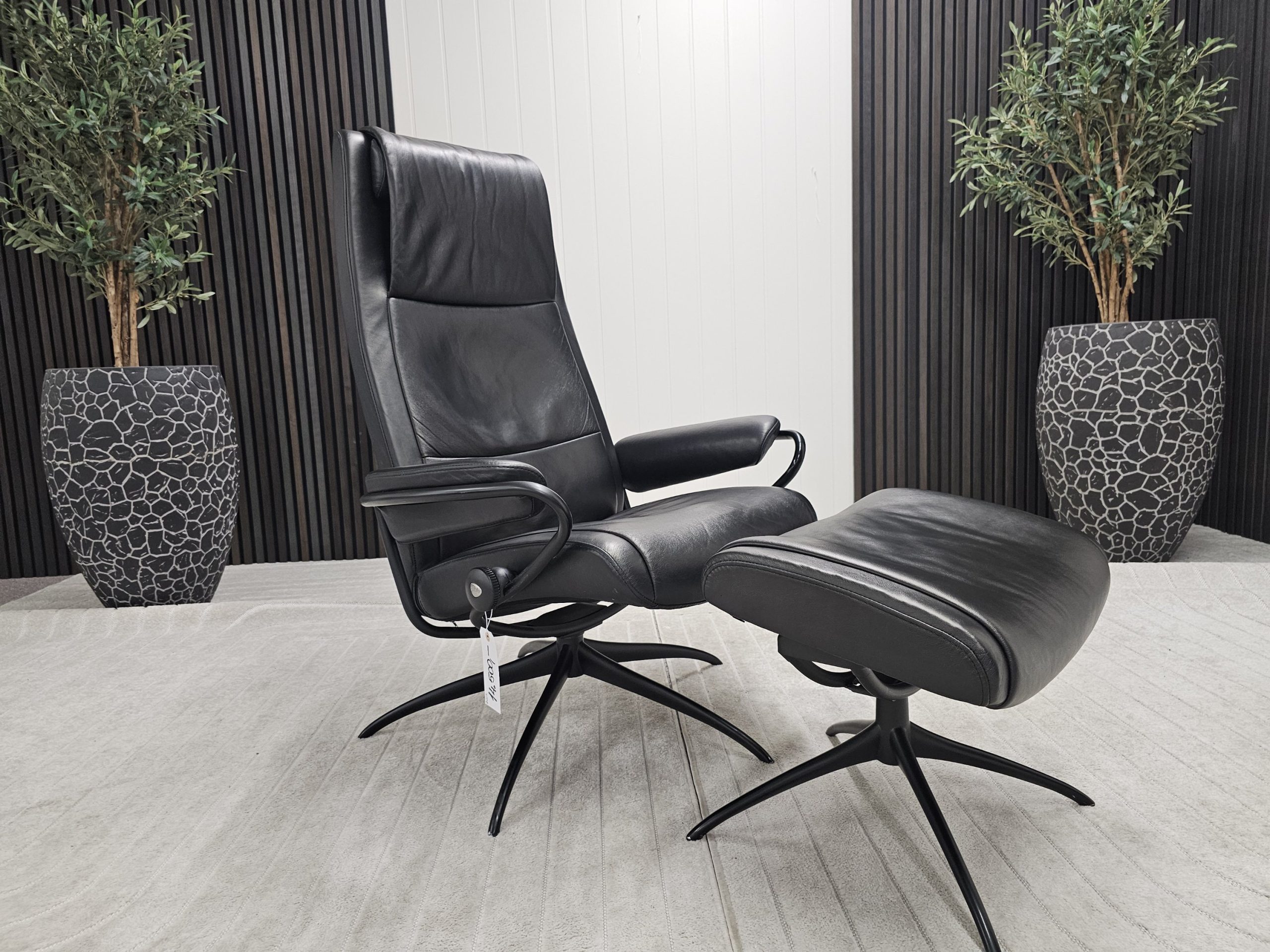 Stressless® Paris lenestol med krakk - Bilde 1