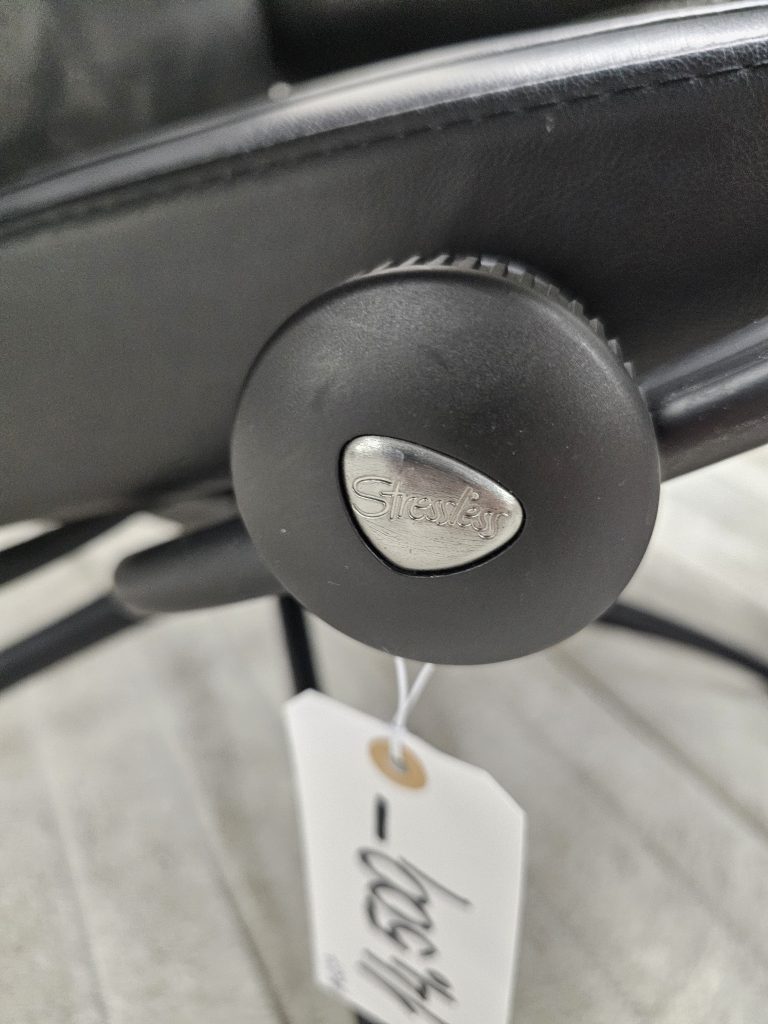Stressless® Paris lenestol med krakk