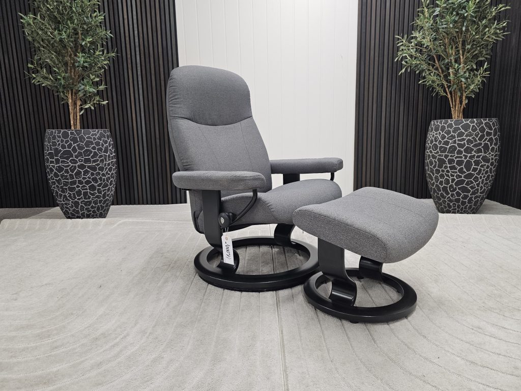 Stressless® Consul lenestol med krakk