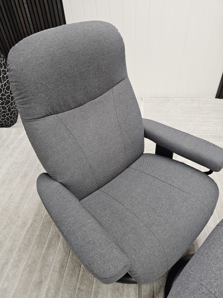 Stressless® Consul lenestol med krakk