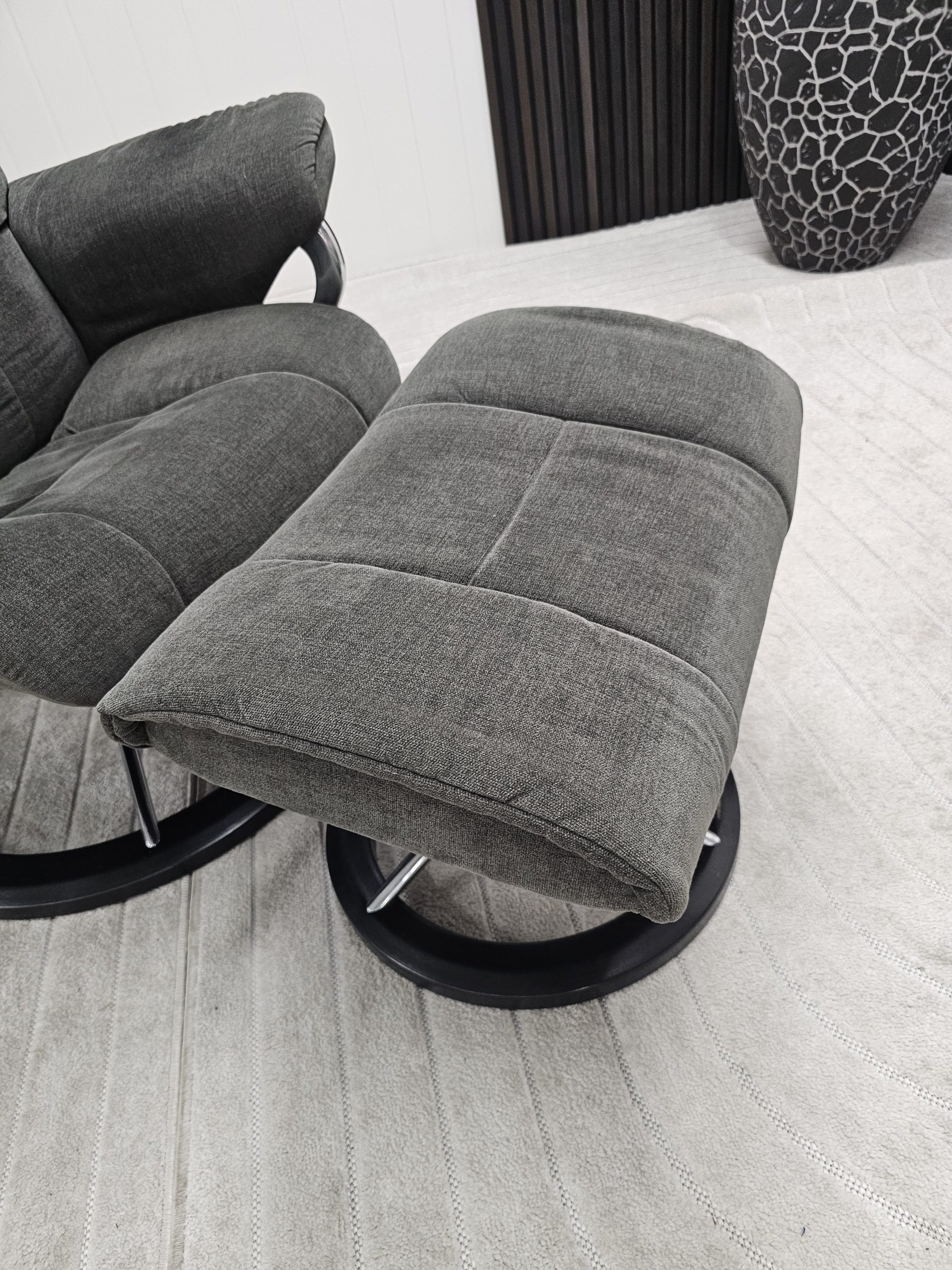 Stressless® Mayfair Signature lenestol med krakk - Bilde 15