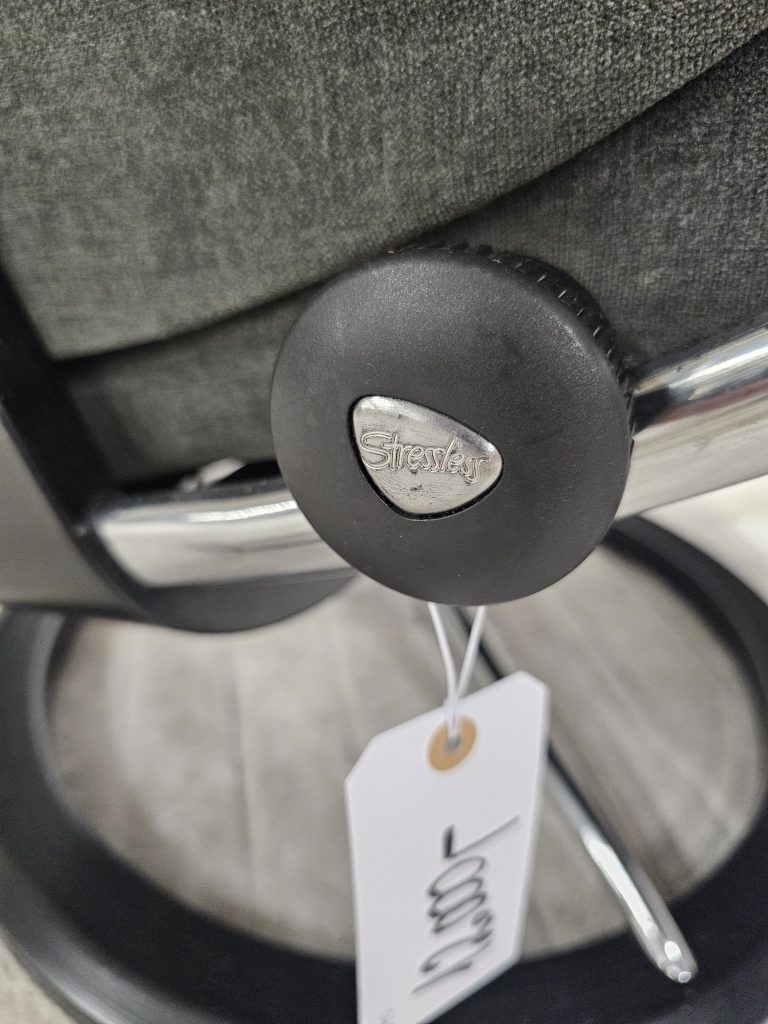 Stressless® Mayfair Signature lenestol med krakk