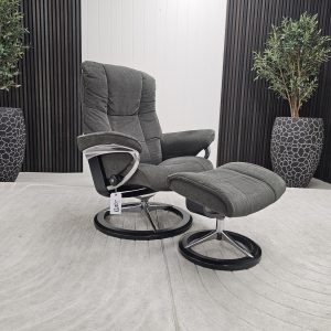 Stressless® Mayfair Signature lenestol med krakk - Bilde 2