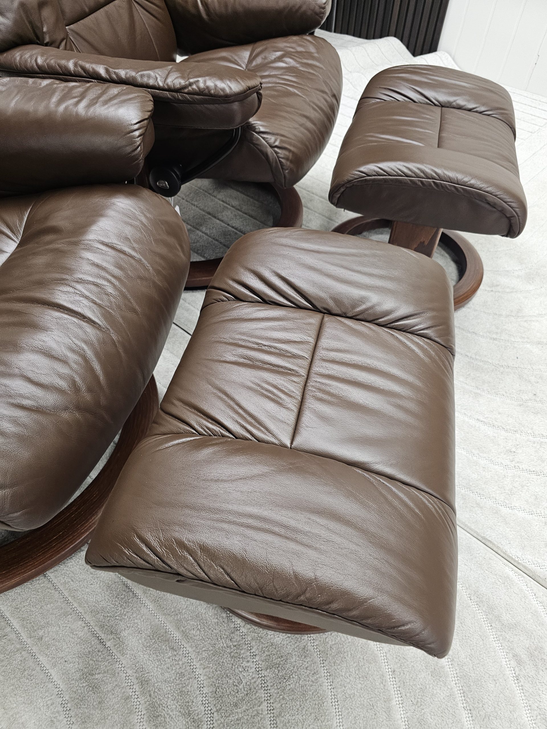 2 stk. Stressless® Ruby lenestoler med krakk - Bilde 13