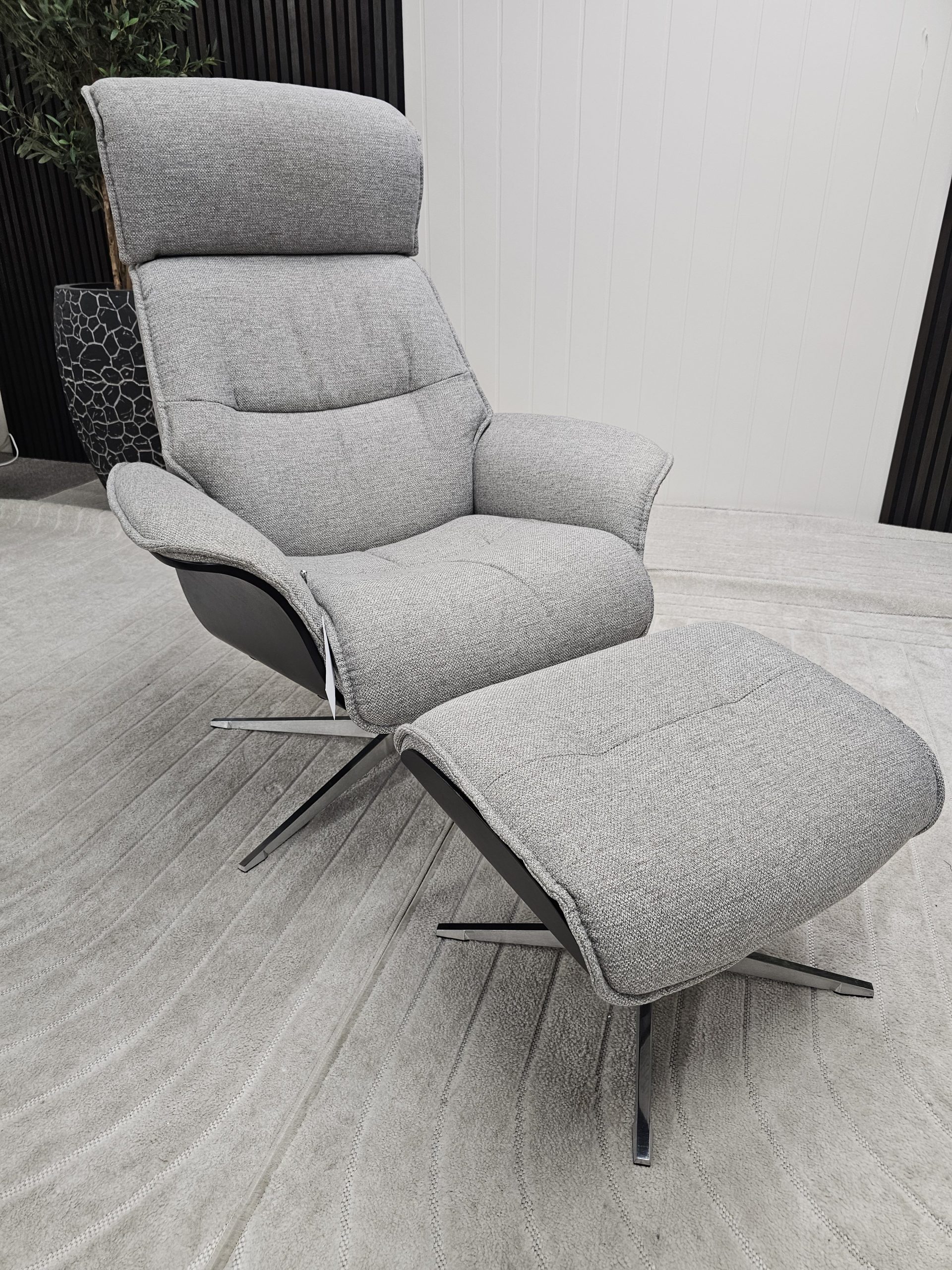 Galaxy Star lenestol med krakk - Bilde 11