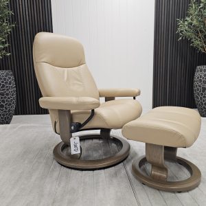 Stressless® Consul lenestol med krakk - Bilde 1