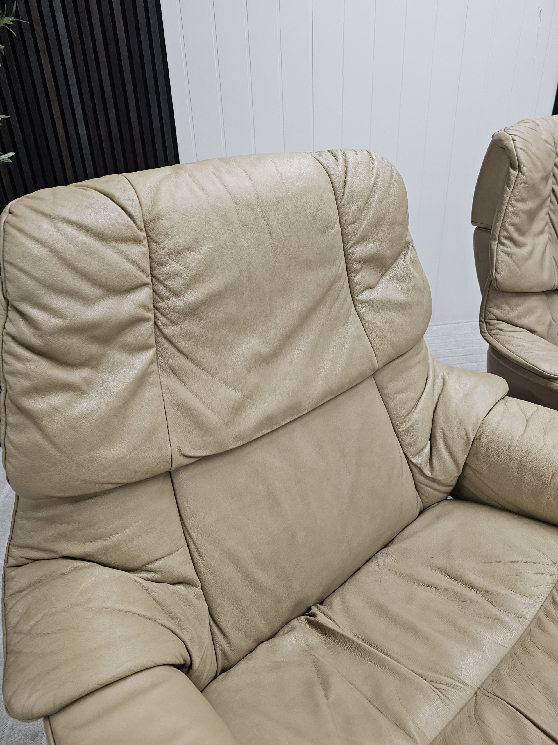 2 stk. Stressless® Reno lenestoler + krakk - Bilde 15
