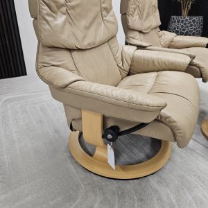 2 stk. Stressless® Reno lenestoler + krakk - Bilde 9