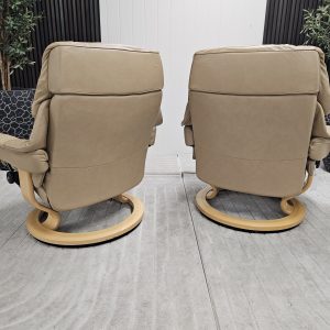 2 stk. Stressless® Reno lenestoler + krakk - Bilde 8