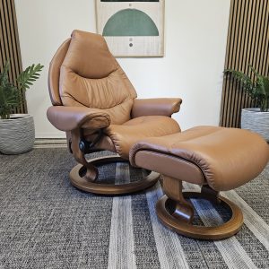 Stressless® Voyager lenestol med krakk - Bilde 2
